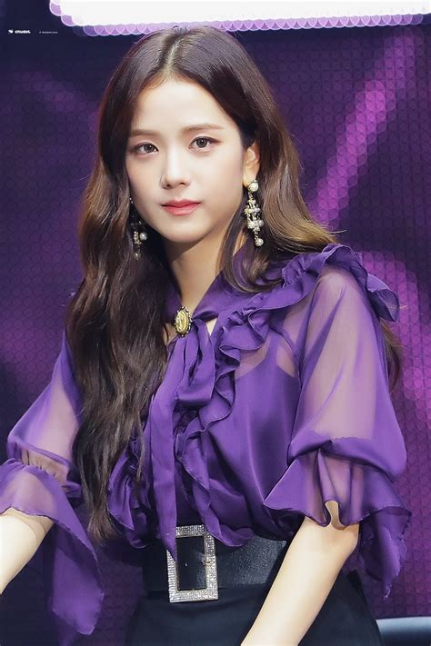 jisoo wearing chanel|jisoo and rose hair.